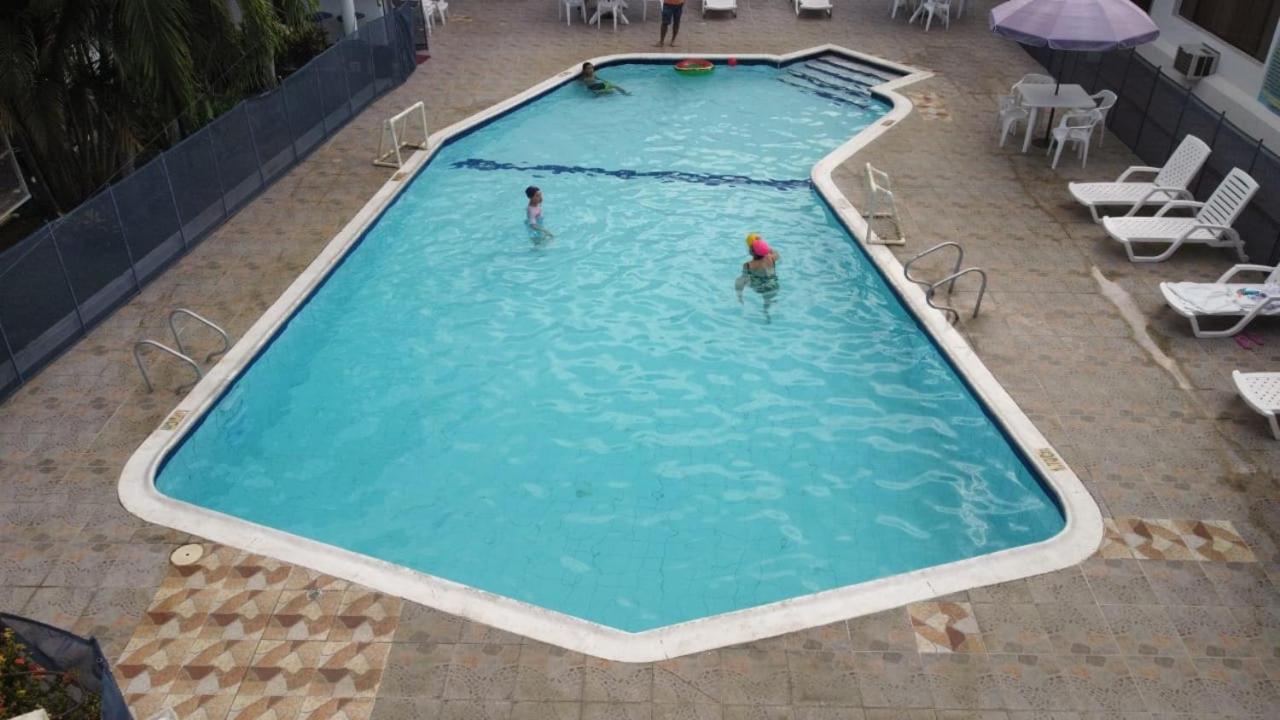 Hotel Villa Рикаурте Экстерьер фото