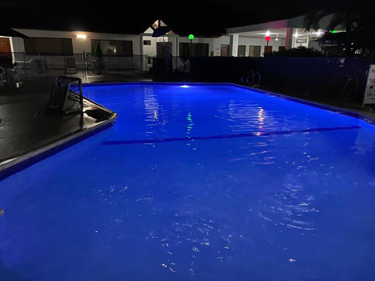Hotel Villa Рикаурте Экстерьер фото