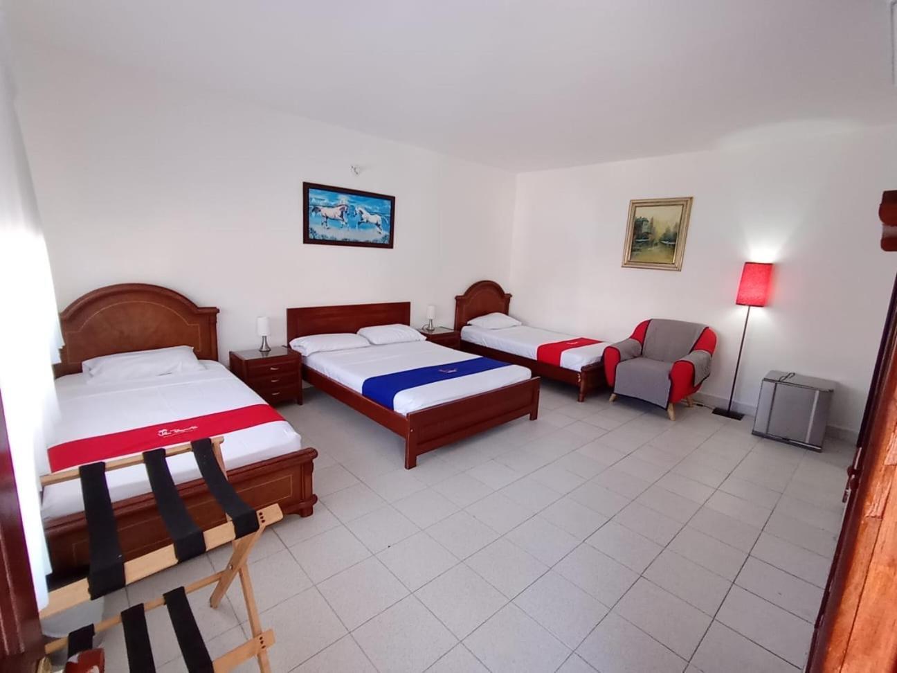 Hotel Villa Рикаурте Экстерьер фото