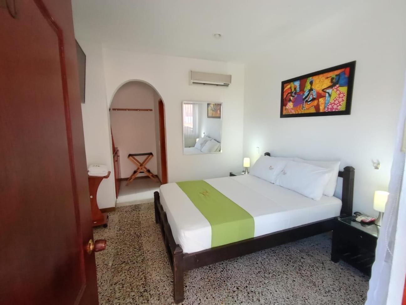 Hotel Villa Рикаурте Экстерьер фото