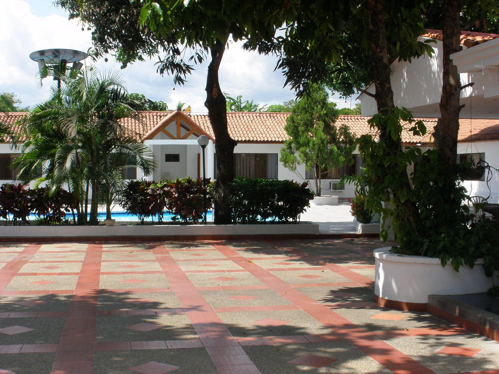 Hotel Villa Рикаурте Экстерьер фото